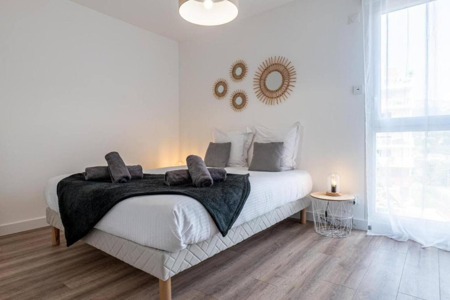 La Belle Vue - Garage Terrasse Wi-Fi Netflix Disney+ 阿讷西 外观 照片